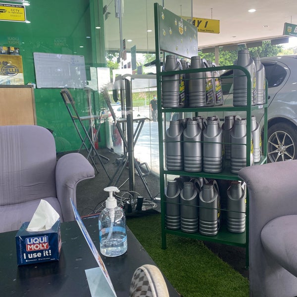  Car Oil Change Near Me Drive Thru  Latest