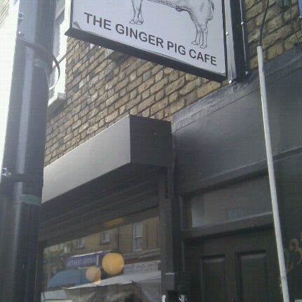 12/1/2012 tarihinde Jourik M.ziyaretçi tarafından The Ginger Pig Café'de çekilen fotoğraf