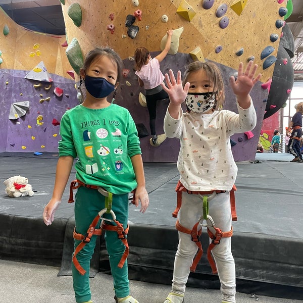 Photo prise au Brooklyn Boulders par Shawn C. le11/27/2021