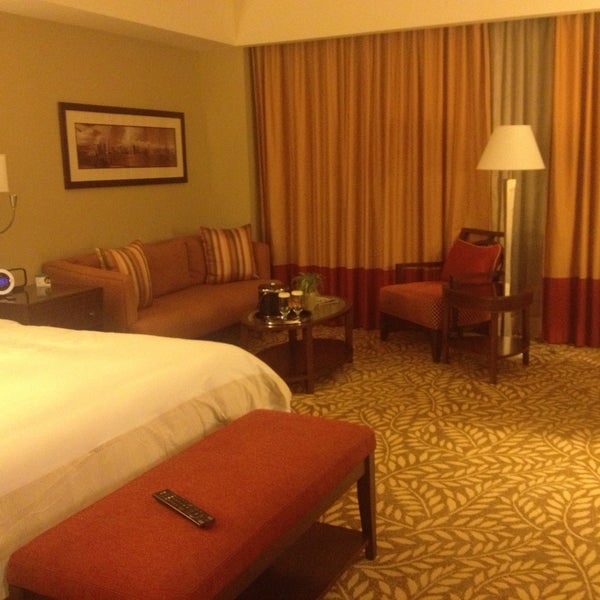 รูปภาพถ่ายที่ Panama Marriott Hotel โดย Alejandro A. เมื่อ 4/30/2013