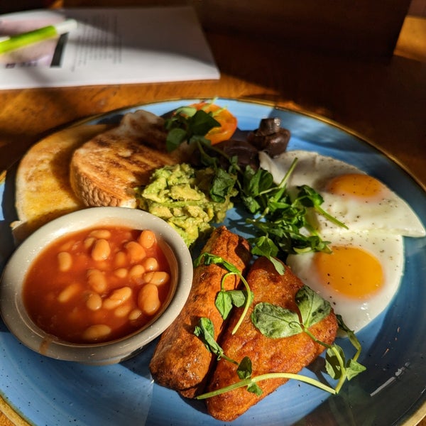 Giraffe Restaurant in Victoria