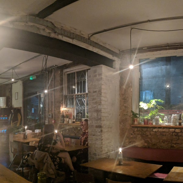 Foto tirada no(a) Sodo Pizza Cafe - Walthamstow por Cassi M. em 9/24/2019