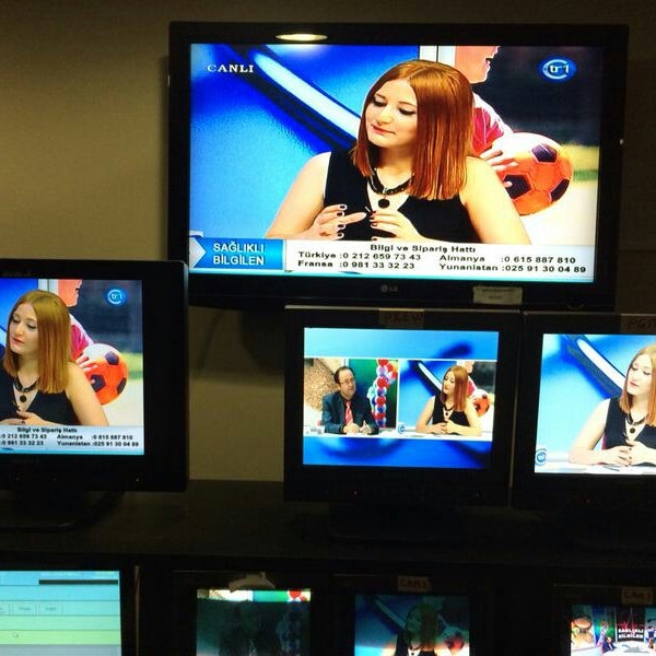 รูปภาพถ่ายที่ TR1 TV โดย Gülay 🌹 เมื่อ 6/16/2014