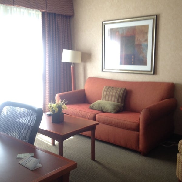 6/17/2014 tarihinde Francisziyaretçi tarafından Homewood Suites by Hilton'de çekilen fotoğraf