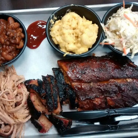 Photo taken at Bear&#39;s Smokehouse Barbecue by Michael T. on 12/20/2014