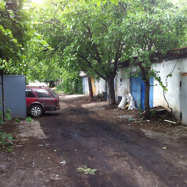 Гараж ташкентская. Гараж ташкентская. Гаражи в ташкенте. Гараж ташкентская. Железный гараж.