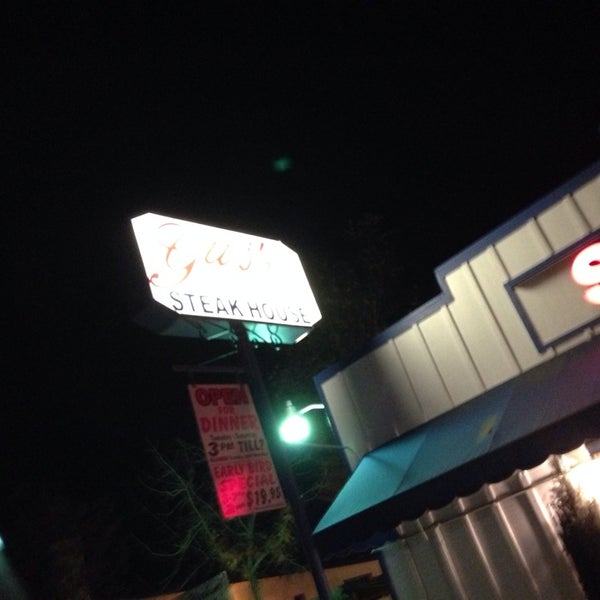 Gus' Steakhouse 1183 Mono Way