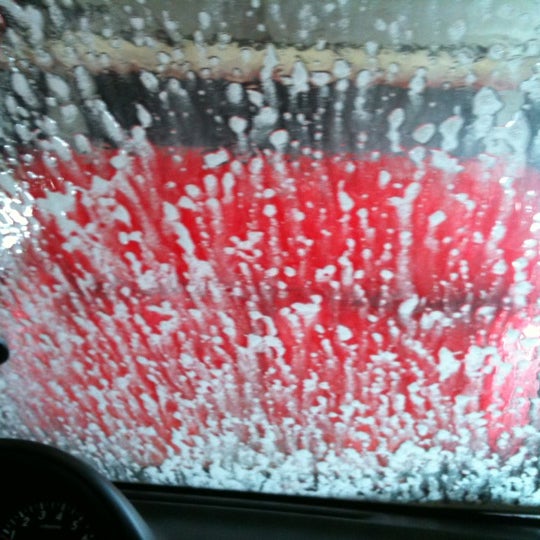 Red Carpet Car Wash Mooney Visalia, CA