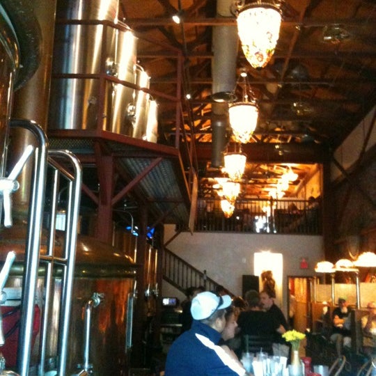 Brewbakers Brewing Company Visaliaの醸造所