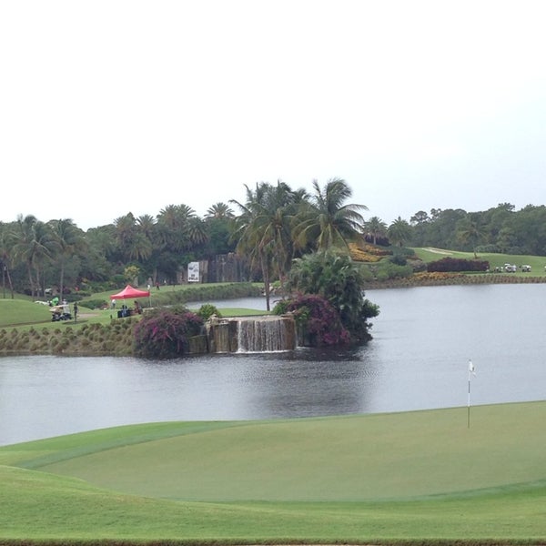 Photo taken at Trump International Golf Club, West Palm Beach by Wendy W. on 5/15/2014