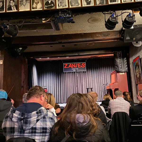 11/3/2019 tarihinde Carly K.ziyaretçi tarafından Zanies Comedy Club'de çekilen fotoğraf