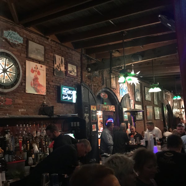 Das Foto wurde bei El Meson de Pepe Restaurant &amp; Bar von Carly K. am 1/28/2018 aufgenommen