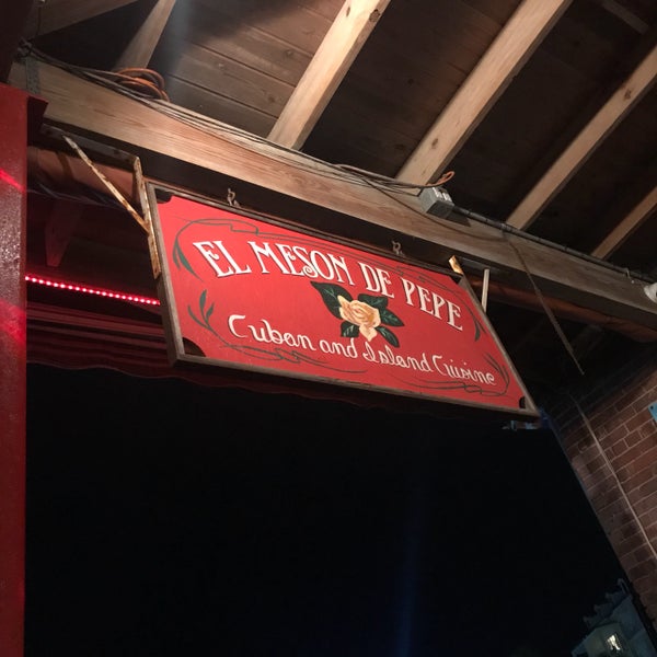 Foto scattata a El Meson de Pepe Restaurant &amp; Bar da Carly K. il 1/28/2018