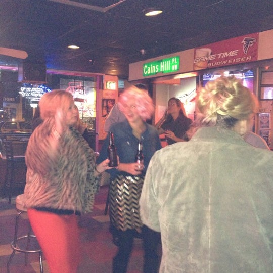 Photo taken at Red Door Tavern by LLG on 11/16/2012
