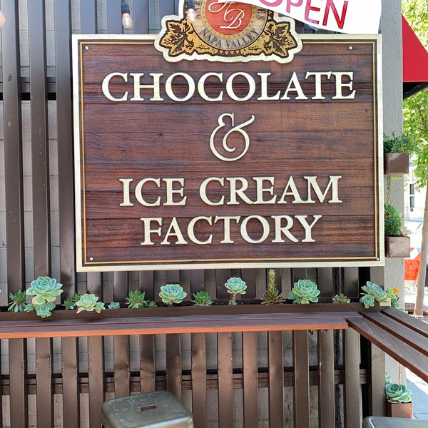 Photo taken at Anettes Chocolate Factory by Chau P. on 6/19/2020