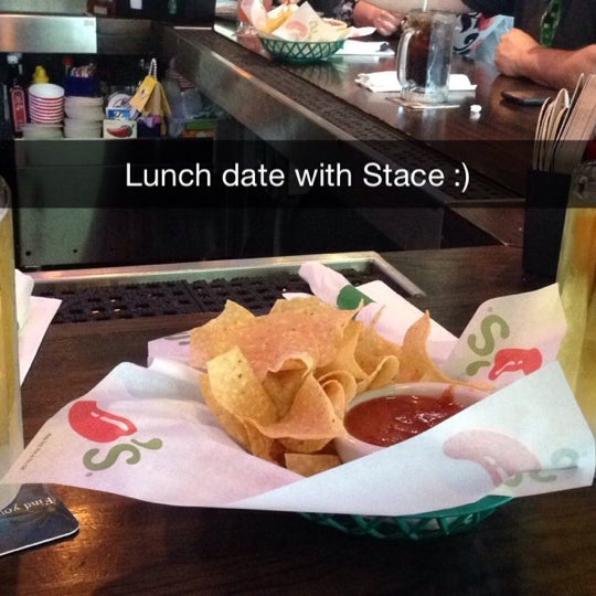 Photo taken at Chili&#39;s Grill &amp; Bar by Kendall on 5/23/2014