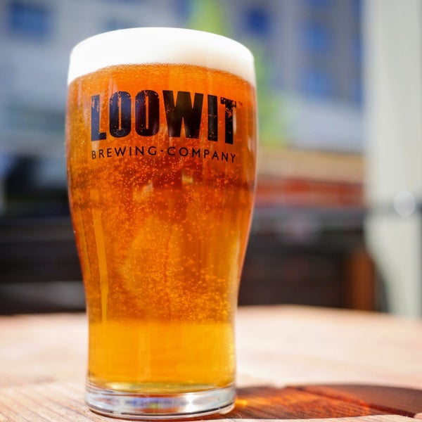Photo taken at Loowit Brewing Company by Steven H. on 4/28/2019