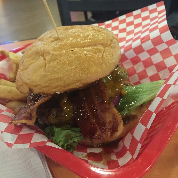 Manteca Bowl and Family Fun Center (formerly Strike Zone) (Now Closed