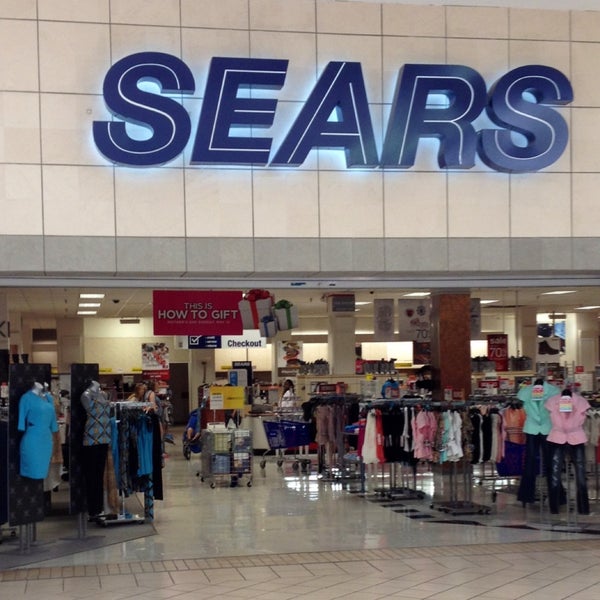 Glynn Place Mall Brunswick'de Alışveriş Merkezi