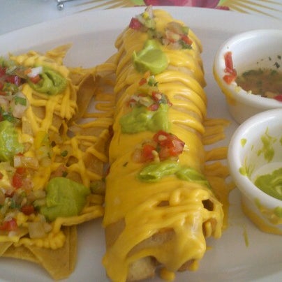 11/1/2012 tarihinde John Greg R.ziyaretçi tarafından Jalapeños Mex Restaurant'de çekilen fotoğraf