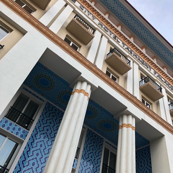 รูปภาพถ่ายที่ Lotte City Hotel Tashkent Palace โดย Pearl เมื่อ 1/24/2019