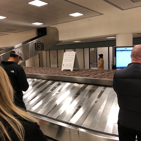 2/28/2018にFelixがフェニックス・スカイハーバー国際空港 (PHX)で撮った写真