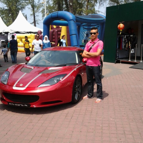 Photos At Pantai Batu Burok Kuala Terengganu Rest Area