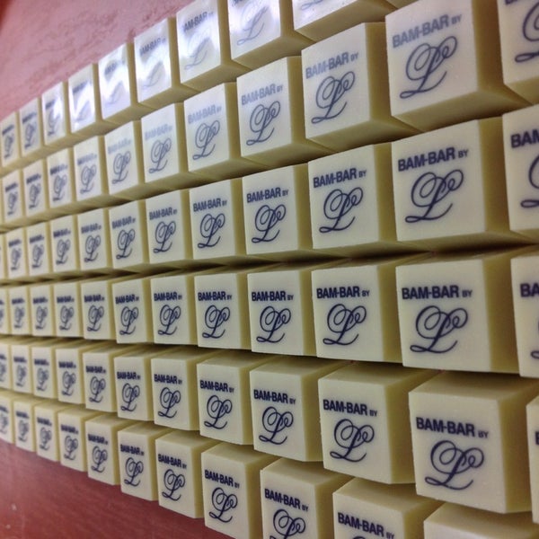 Песню барам бам барам. Бам бам бам песня. Могилёвская сказка о громком барабане. Бум барабан. Песню барам бам барам.