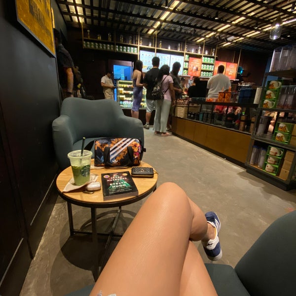10/14/2023 tarihinde Jessa M.ziyaretçi tarafından Starbucks'de çekilen fotoğraf