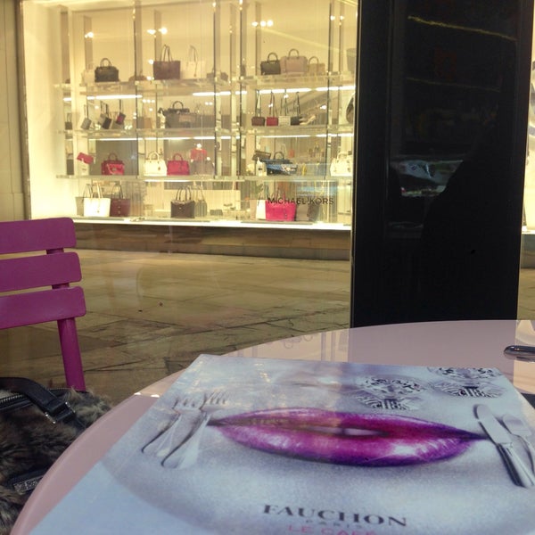 Photo taken at Fauchon by Busra T. on 12/20/2014