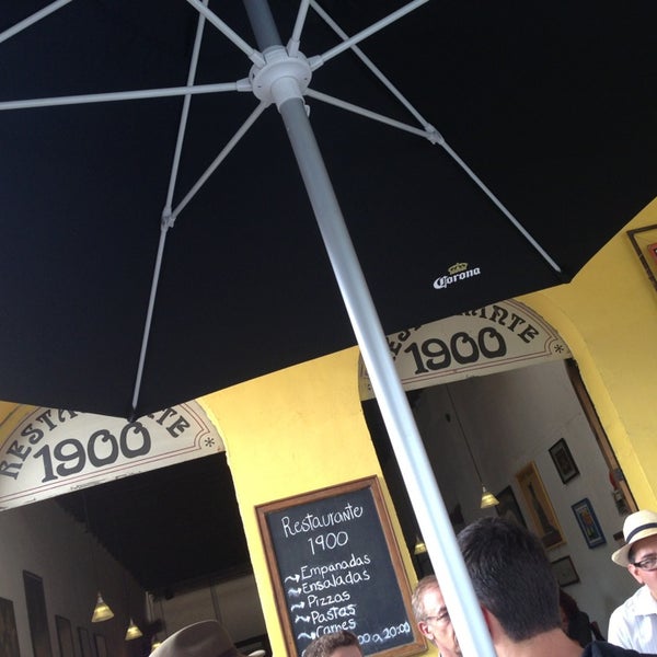 รูปภาพถ่ายที่ Restaurante 1900 โดย Rodrigo T. เมื่อ 7/6/2013