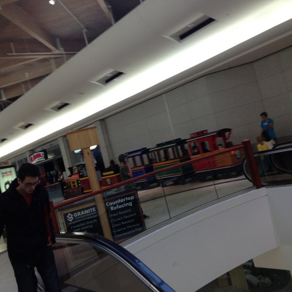 12/31/2012にTracieがChapel Hills Mallで撮った写真