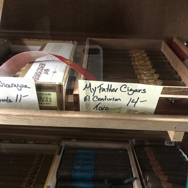 12/2/2018에 Rommel R.님이 Cigar Bar &amp; Grill에서 찍은 사진