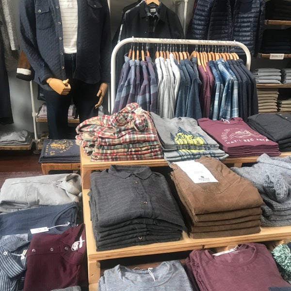 Marine Layer Clothing Store in San Francisco