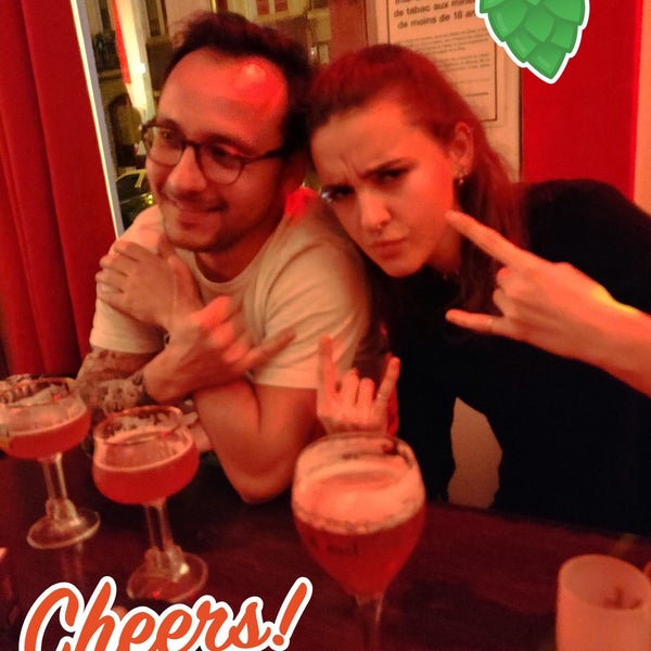 Le Café Des Six Roses Bar In Lille