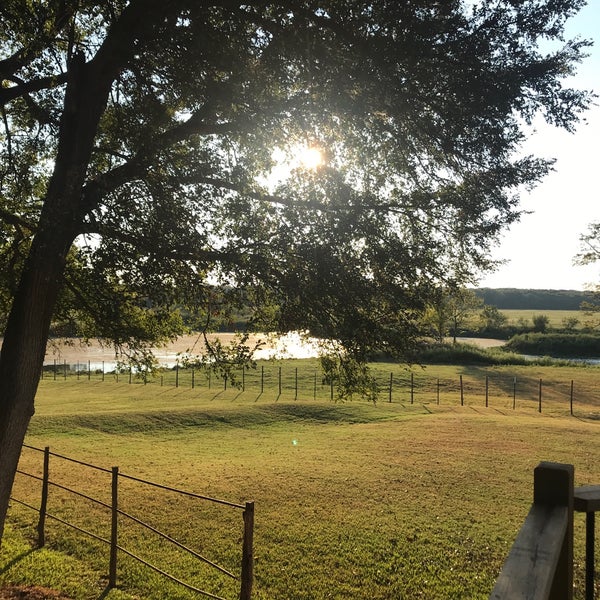 Old Bison Ranch Farm in Forreston