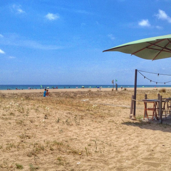 7/14/2015 tarihinde Jose M.ziyaretçi tarafından Tibu-Ron Beach Club'de çekilen fotoğraf