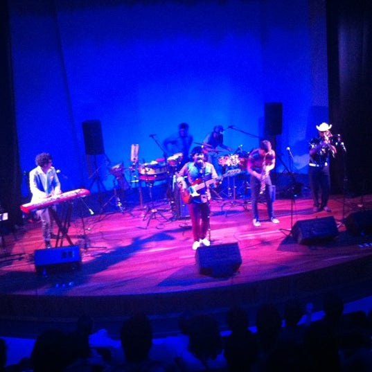 Photo prise au El Teatrico par Yan Camilo V. le11/9/2012