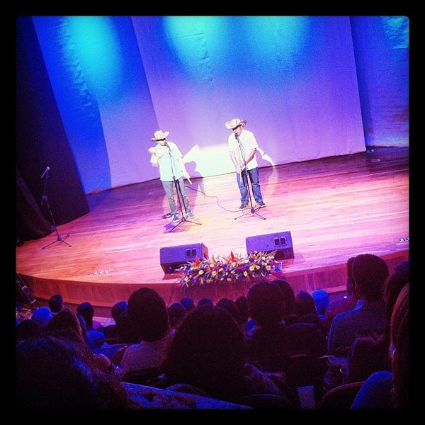 Foto tomada en El Teatrico  por Yan Camilo V. el 9/28/2012
