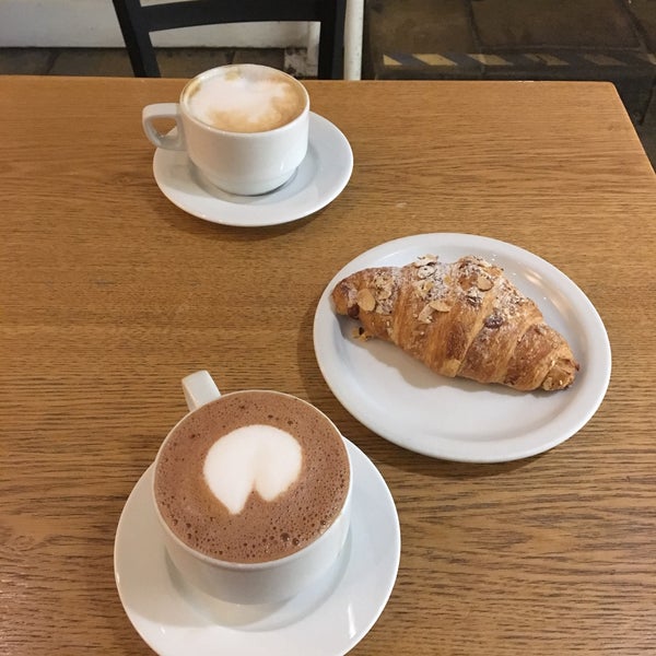 11/18/2018 tarihinde Daniel O.ziyaretçi tarafından Coupa Café'de çekilen fotoğraf