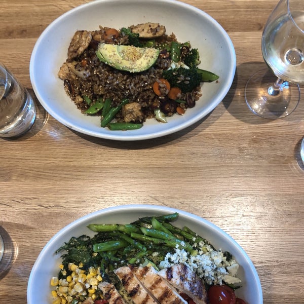 Photo taken at True Food Kitchen by Bruce on 7/20/2019