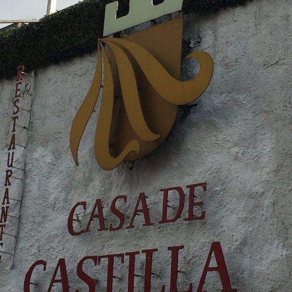รูปภาพถ่ายที่ Casa De Castilla โดย HadaLiz เมื่อ 4/13/2016