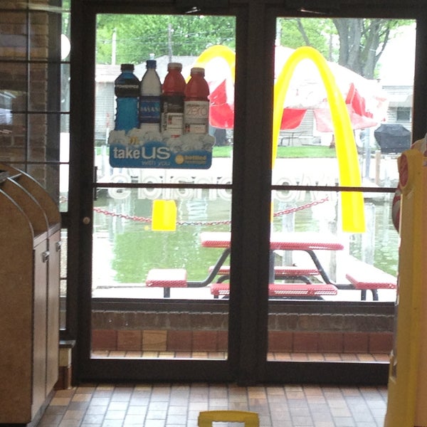 McDonald's Fast Food Restaurant in Russells Point