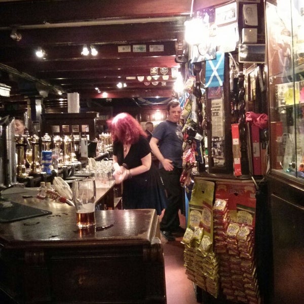 9/21/2013 tarihinde Igor A.ziyaretçi tarafından Scotia Bar'de çekilen fotoğraf