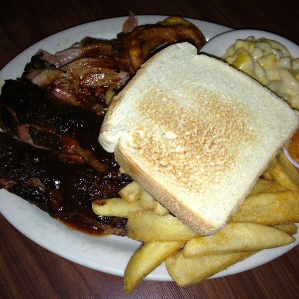 Country Barn Steakhouse Now Closed Steakhouse In Amarillo