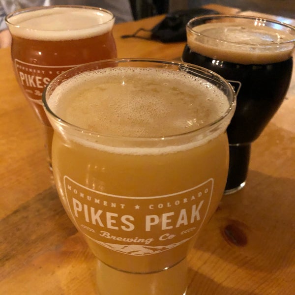 รูปภาพถ่ายที่ Pikes Peak Brewing Company โดย BJay B. เมื่อ 2/24/2021