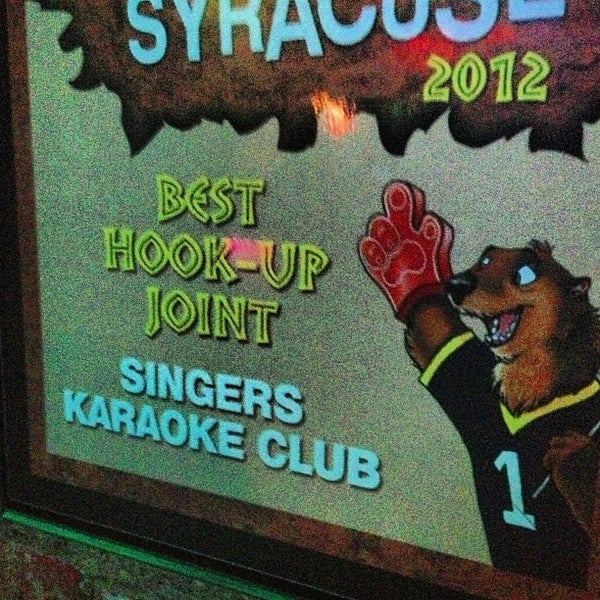 1/6/2013にJohnがSingers Karaoke Clubで撮った写真