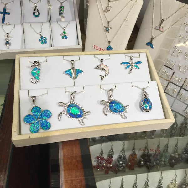 West Maui Gifts Lahaina, HI