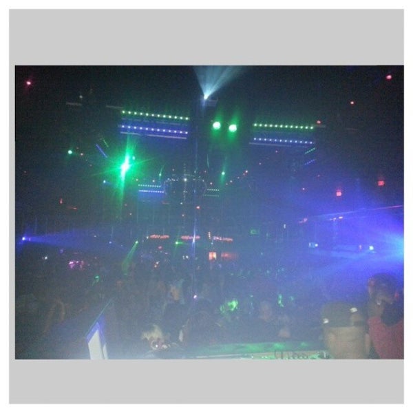 Foto scattata a Cameo Nightclub da Leon L. il 3/27/2013