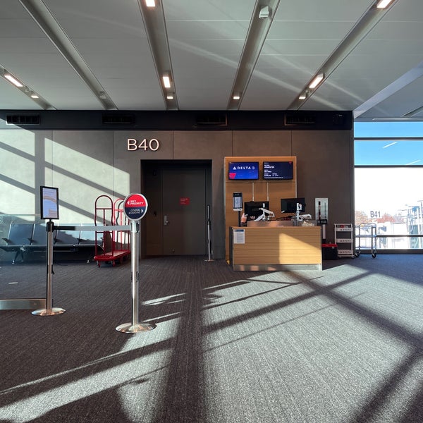 11/12/2023にJoe M.がカンザスシティ国際空港 (MCI)で撮った写真